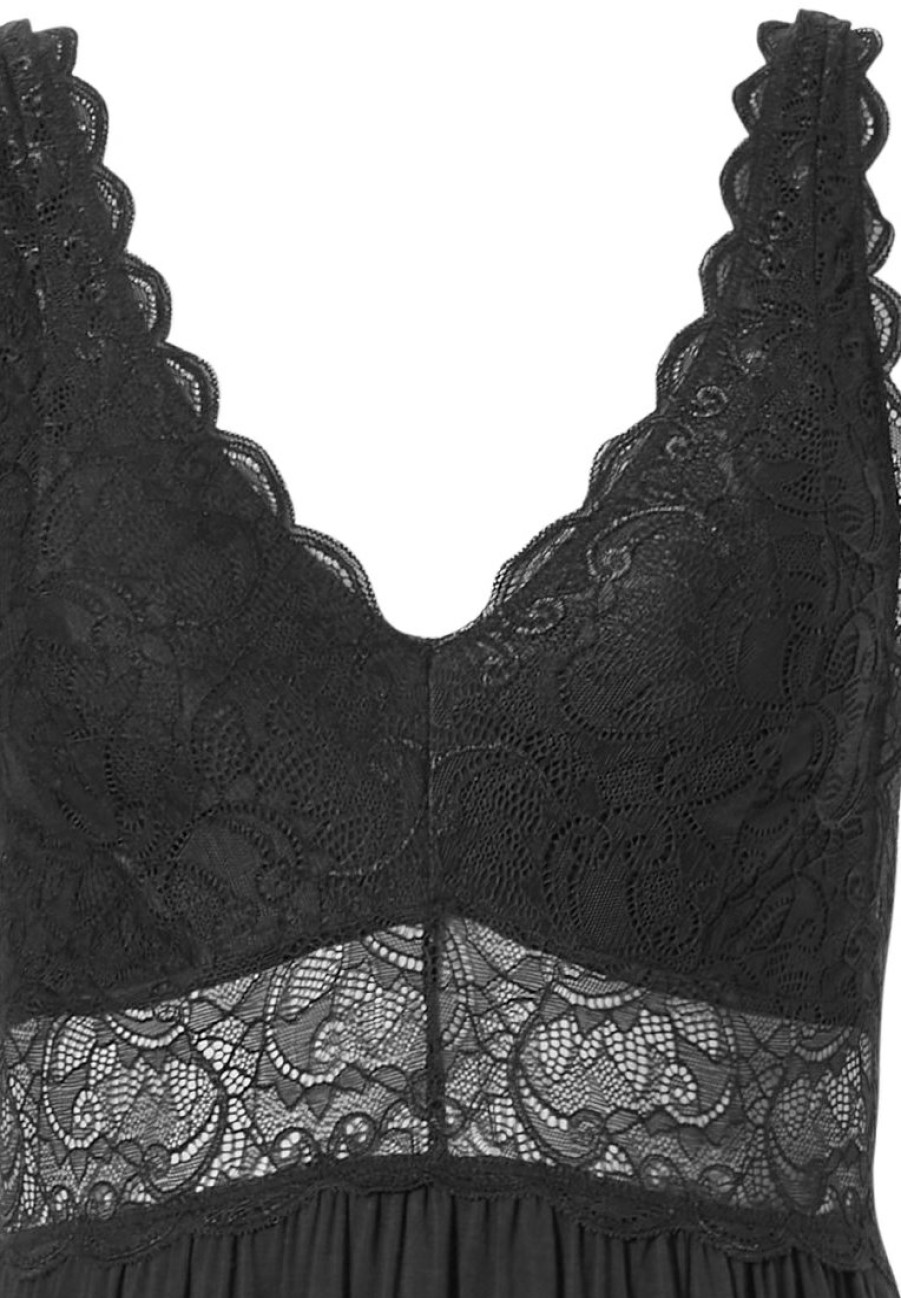 Pastunette Deluxe Nightshirts | Pastunette Deluxe Black Nightdress 'Romantic Lace'